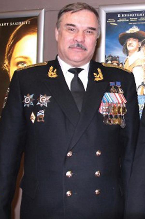 вице-адмирал РАДЗЕВСКИЙ Геннадий Антонович